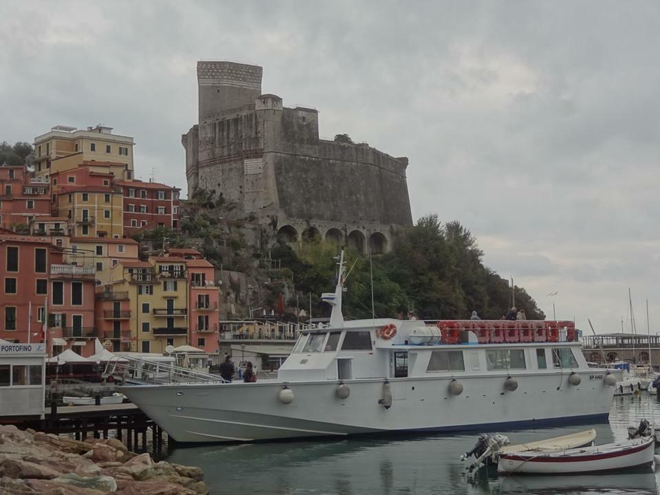 Affittacamere La Baia Di Леричи Экстерьер фото